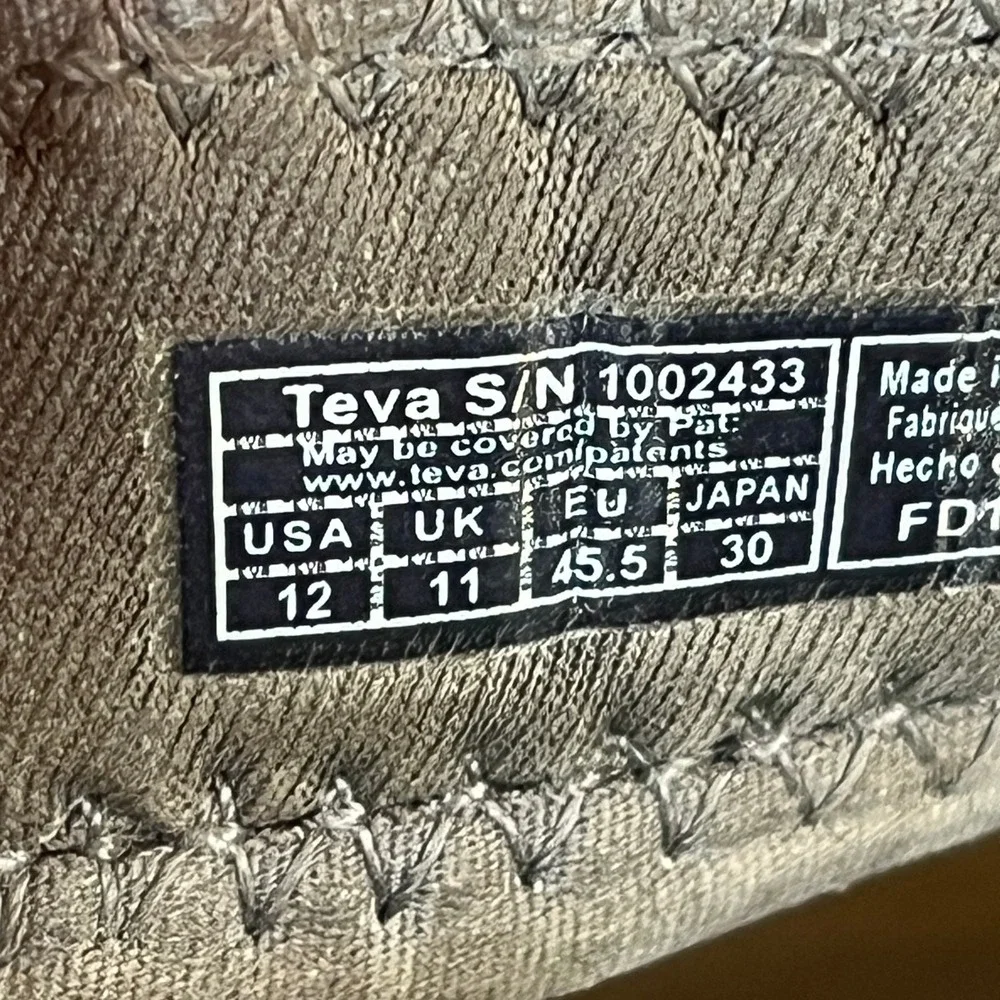 Teva Hudson Hiking Sandals Brown Leather Mens 12 UK 11‎ EU 45.5